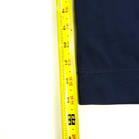 Lululemon Navy Capri Leggings Size 4 - Picture 8 of 8